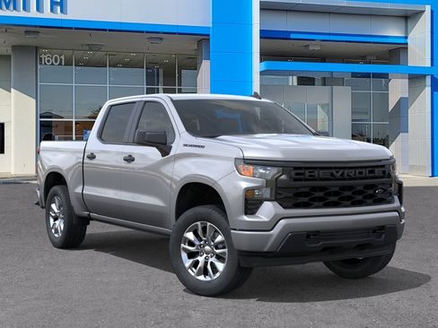 New 2026 Chevrolet Silverado 1500 Custom w/ LPO, Dark Essentials Package RWD image 7