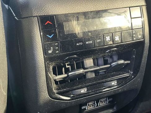 Used 2021 Jeep Grand Cherokee L Overland w/ Luxury Tech Group IV image 21