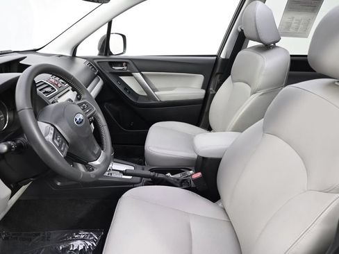 Used 2016 Subaru Forester 2.5i Limited w/ Popular Package #2 AWD/4WD image 13
