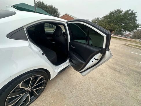 Used 2022 Toyota Corolla SE image 16