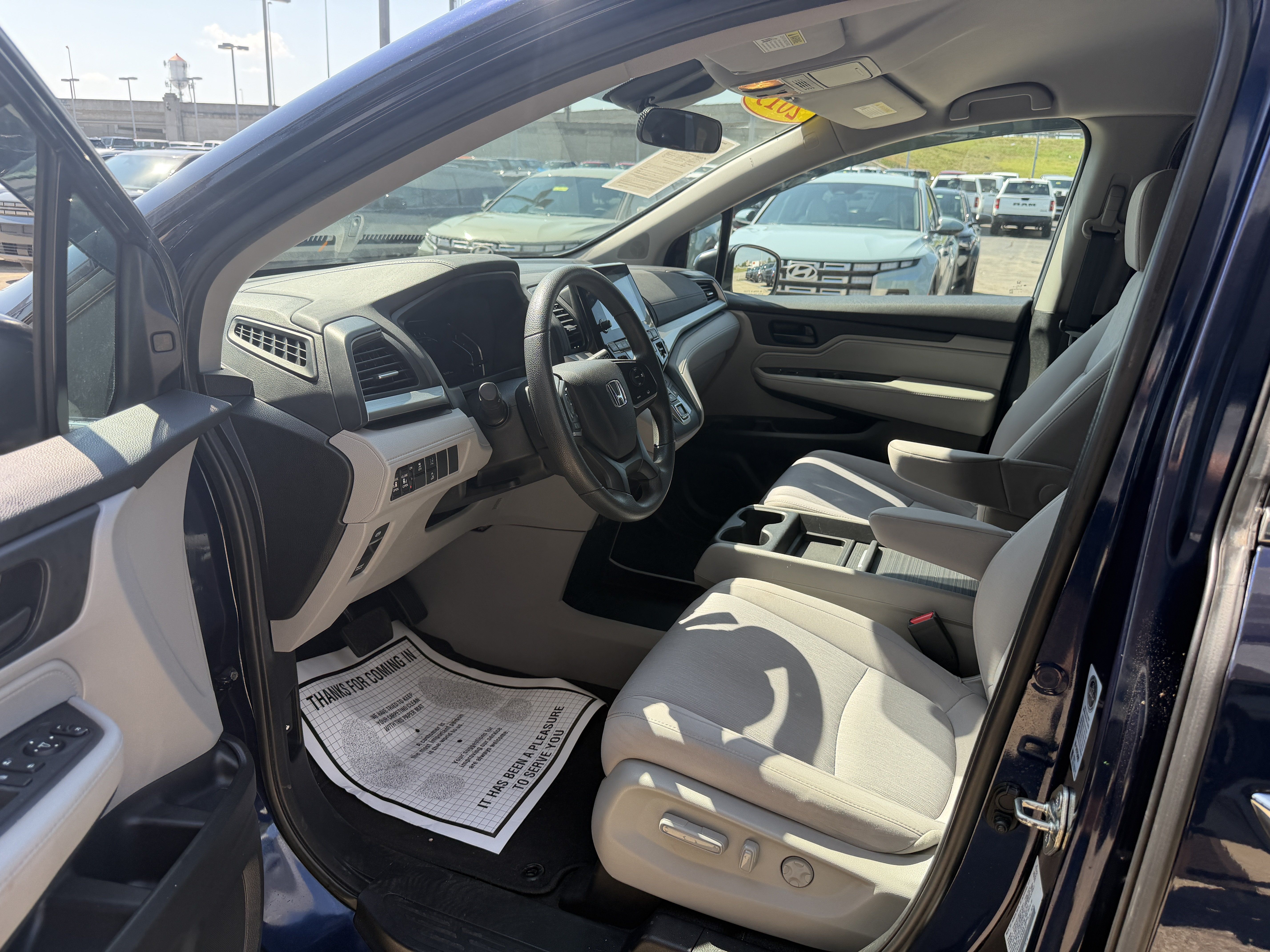 Used 2019 Honda Odyssey EX image 17