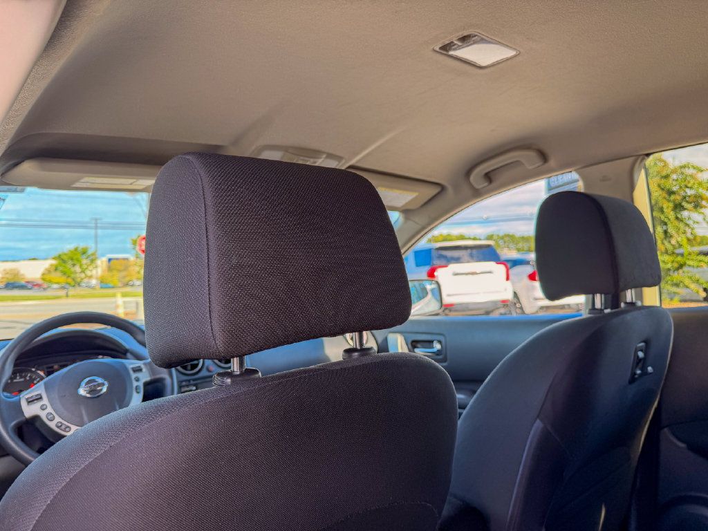 Used 2015 Nissan Rogue S w/ Convenience Package AWD/4WD image 16