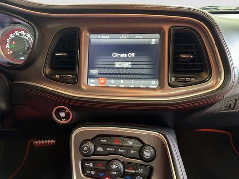 Used 2022 Dodge Challenger R/T Scat Pack RWD image 15