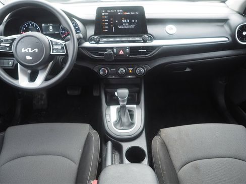 Used 2024 Kia Forte LXS image 19