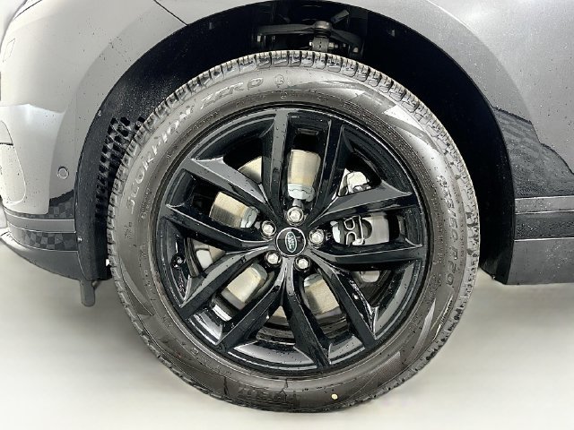 Used 2026 Land Rover Range Rover Velar S AWD/4WD image 31