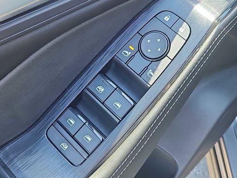 Used 2022 Nissan Rogue SL AWD/4WD image 27