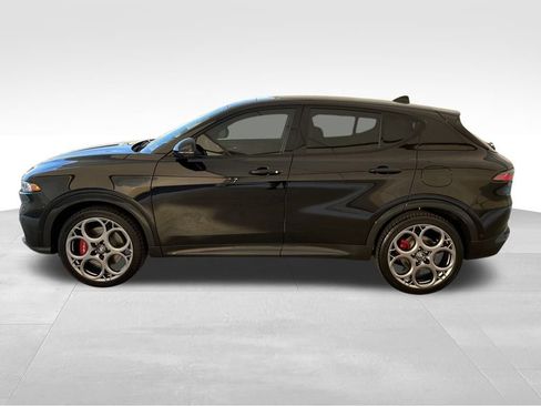 New 2024 Alfa Romeo Tonale Veloce image 14