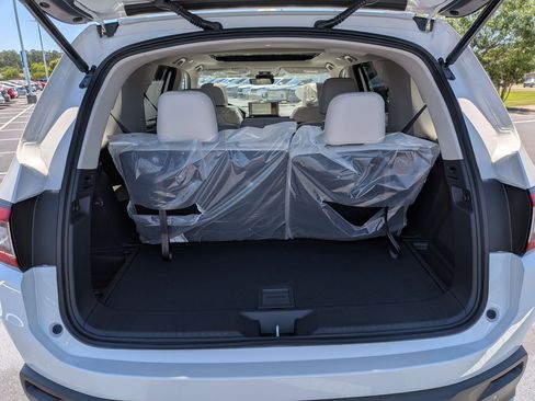 New 2026 Honda Pilot Touring image 33