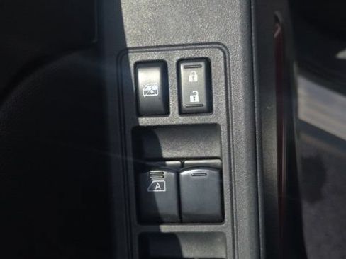 Used 2023 Nissan Frontier PRO-4X w/ Pro-4X Premium Package AWD/4WD image 18