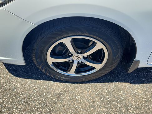 Used 2015 Honda Civic SE image 35