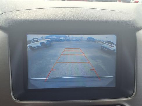 Used 2017 GMC Yukon Denali w/ Open Road Package image 4