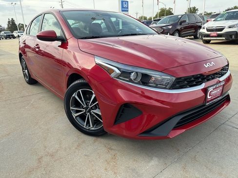 Used 2024 Kia Forte LXS image 1