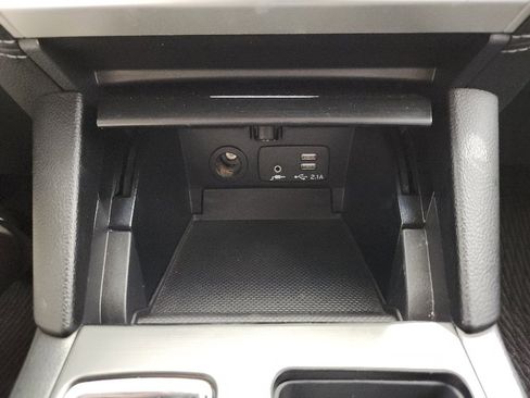 Used 2019 Subaru Outback 2.5i Limited AWD/4WD image 27