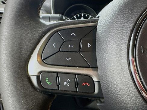 Used 2021 Jeep Compass Latitude AWD/4WD image 21