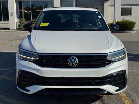 Used 2023 Volkswagen Tiguan SE R-Line AWD/4WD image 8