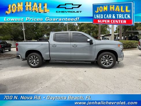Used 2024 Chevrolet Silverado 1500 LT RWD image 11