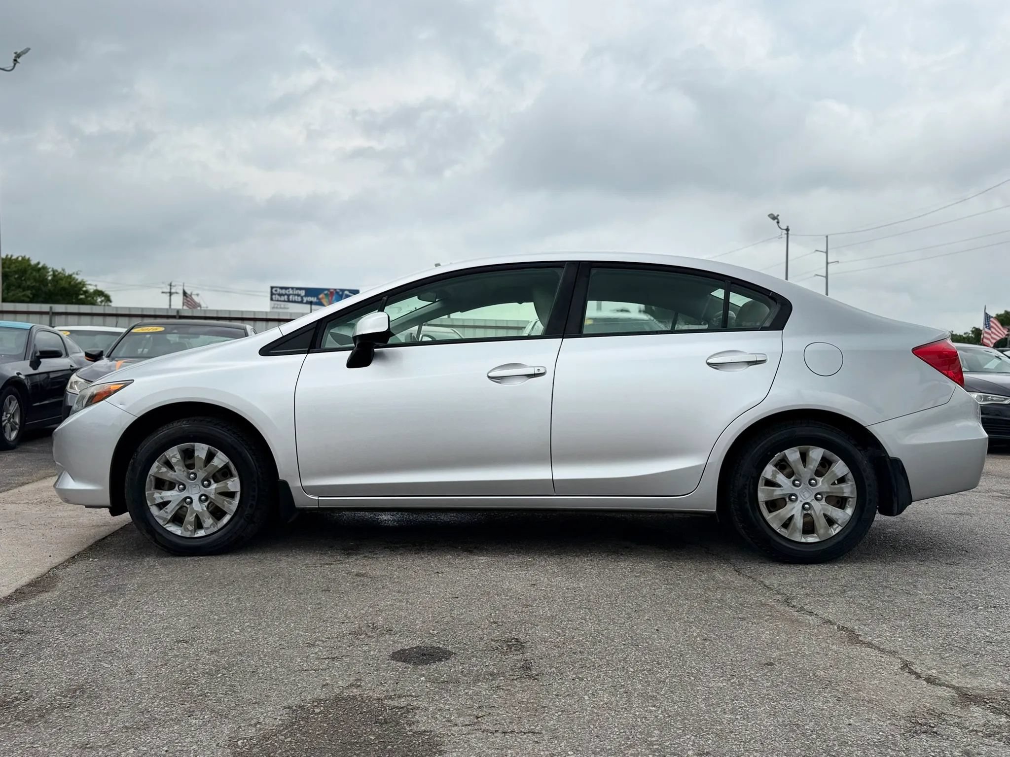 Used 2012 Honda Civic LX image 11