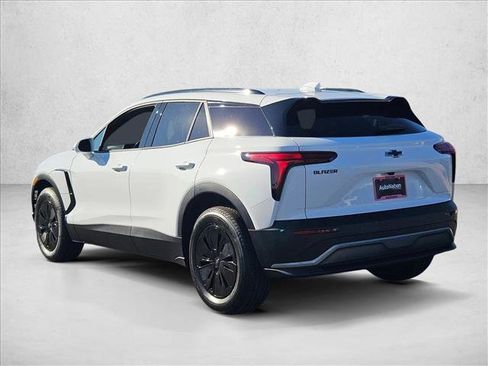 New 2026 Chevrolet Blazer EV LT image 9
