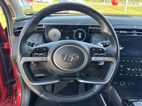 Used 2022 Hyundai Tucson Limited AWD/4WD image 17