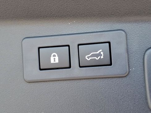 Certified 2026 Subaru Outback Premium AWD/4WD image 16