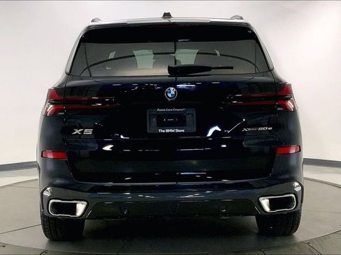 Certified 2026 BMW X5 xDrive50e w/ M Sport Package image 3