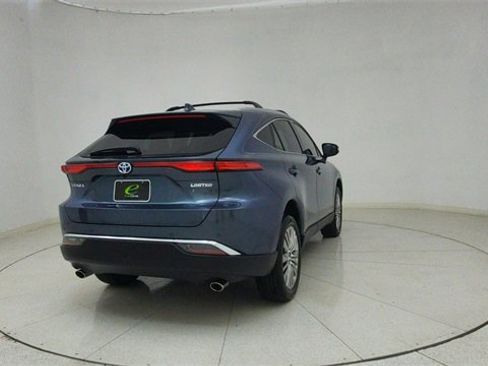 Used 2023 Toyota Venza Limited image 70