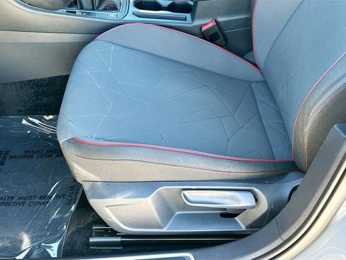 Used 2024 Volkswagen Jetta GLI 40th Anniversary Edition image 18