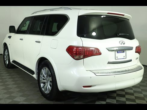 Used 2016 INFINITI QX80 Base w/ Driver's Assistance Package image 19