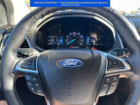 Used 2023 Ford Edge SEL image 9