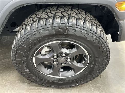 Used 2022 Jeep Wrangler Unlimited Sport image 5