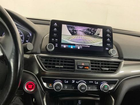 Used 2018 Honda Accord Sport image 22