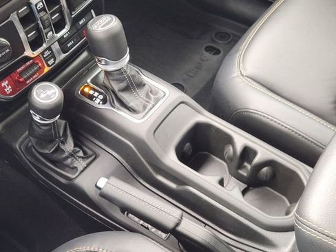 Used 2024 Jeep Wrangler Unlimited Rubicon 392 image 18