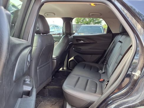 Used 2021 Chevrolet TrailBlazer LT w/ Premium Seating Package AWD/4WD image 10