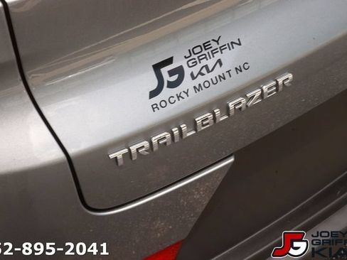 Used 2024 Chevrolet TrailBlazer LS FWD image 10