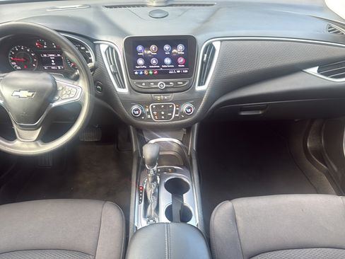Used 2024 Chevrolet Malibu LT FWD image 12
