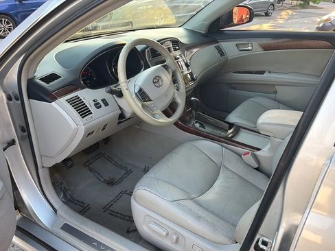 Used 2011 Toyota Avalon FWD image 10