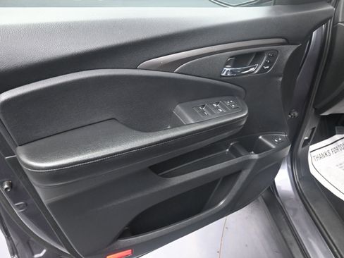 Used 2019 Honda Pilot EX-L image 12