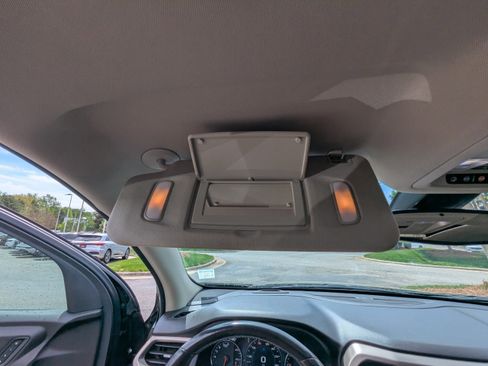 Used 2019 GMC Acadia Denali w/ Technology Package FWD image 31