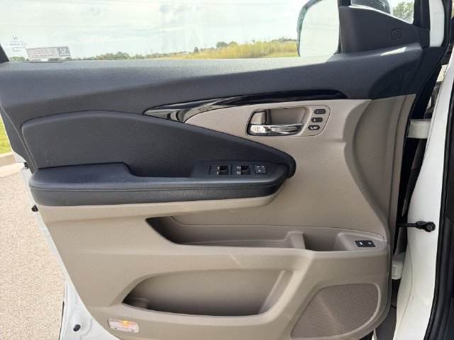 Used 2019 Honda Pilot Elite image 42