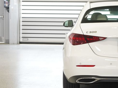 Used 2026 Mercedes-Benz C 300 4MATIC Sedan image 9