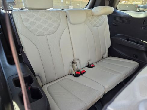 Used 2020 Hyundai Palisade Limited FWD image 13
