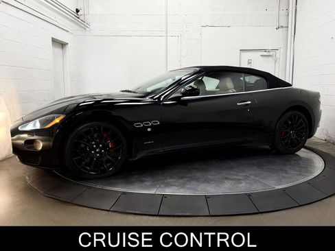 Used 2011 Maserati GranTurismo Convertible RWD image 4