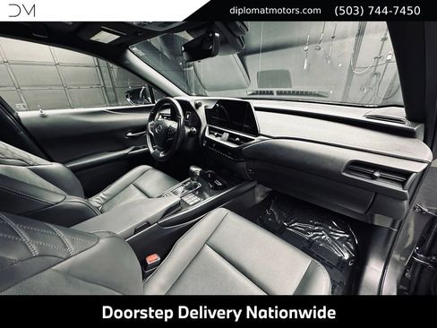 Used 2024 Lexus UX 250h F Sport AWD/4WD image 19