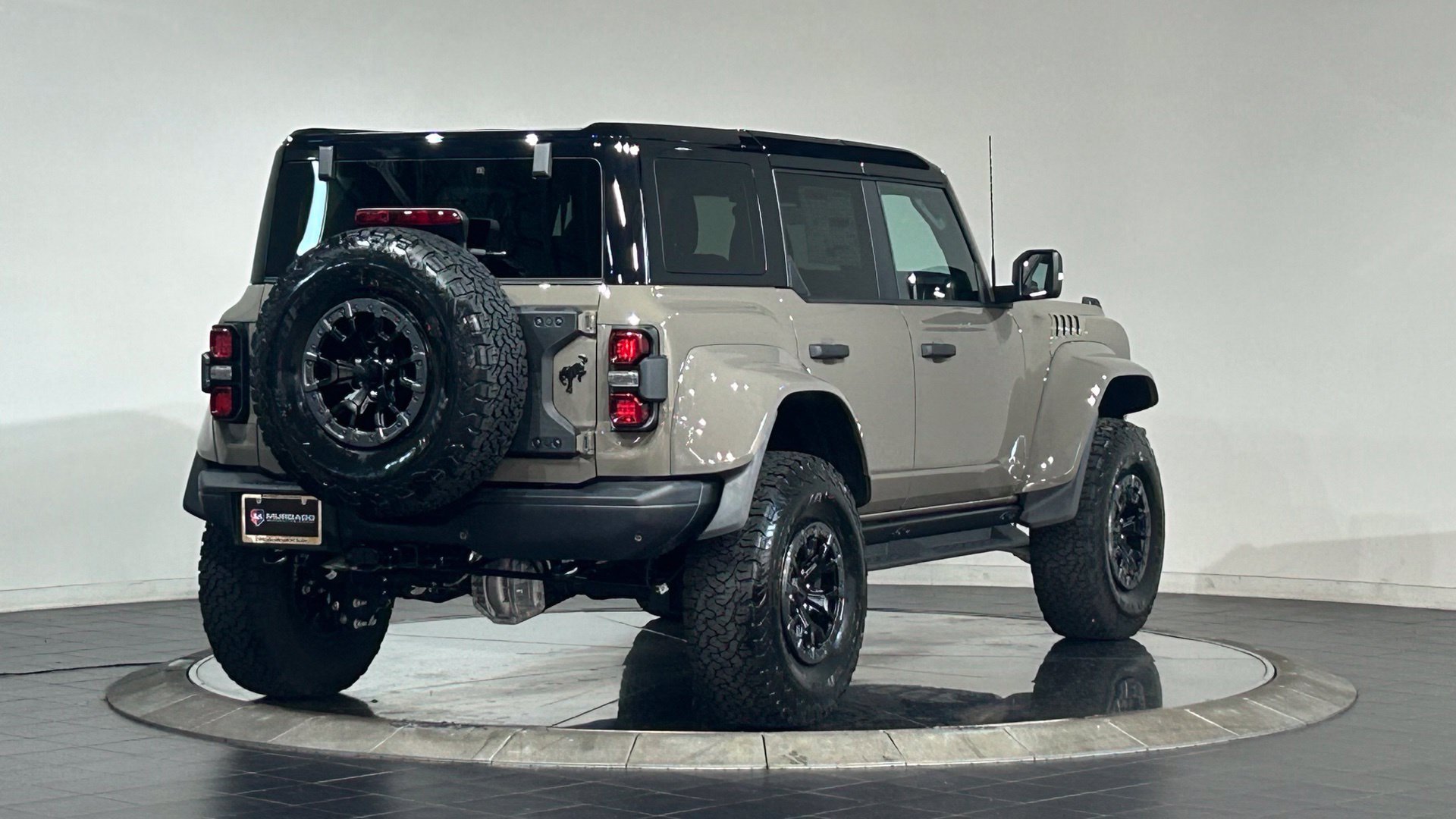 New 2026 Ford Bronco Raptor w/ Interior Carbon Fiber Pack AWD/4WD image 10