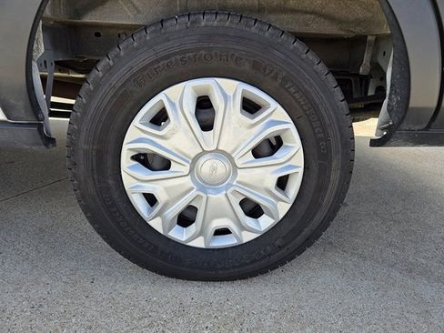 Used 2024 Ford Transit 350 XLT RWD image 10