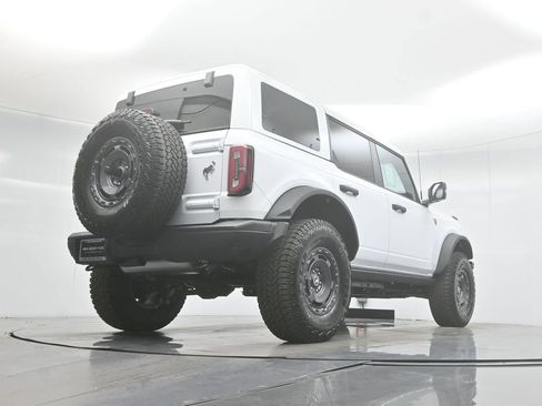 New 2025 Ford Bronco Badlands image 47