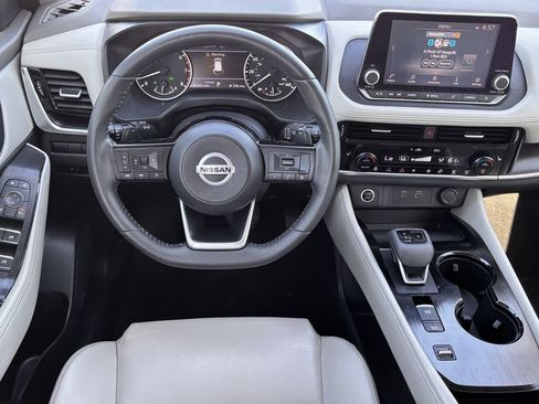 Used 2021 Nissan Rogue SL FWD image 10