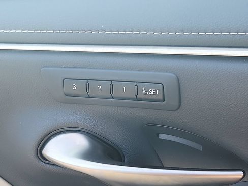 Used 2019 Lexus ES 350 w/ Accessory Package FWD image 26