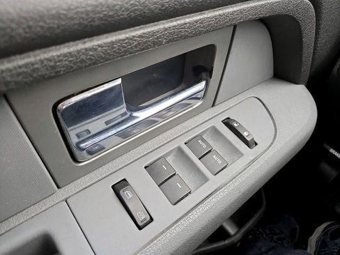 Used 2011 Ford F150 XLT w/ XLT Chrome Pkg image 19