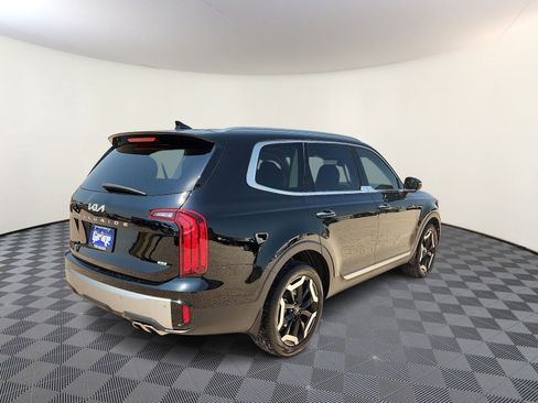 Used 2024 Kia Telluride S w/ S Sunroof Package AWD/4WD image 4